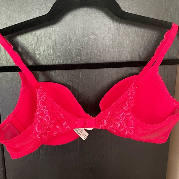 Victorias Secret Lined Demi Angels Bra, Lace Trimmed, Red, 34B - Picture 5 of 5